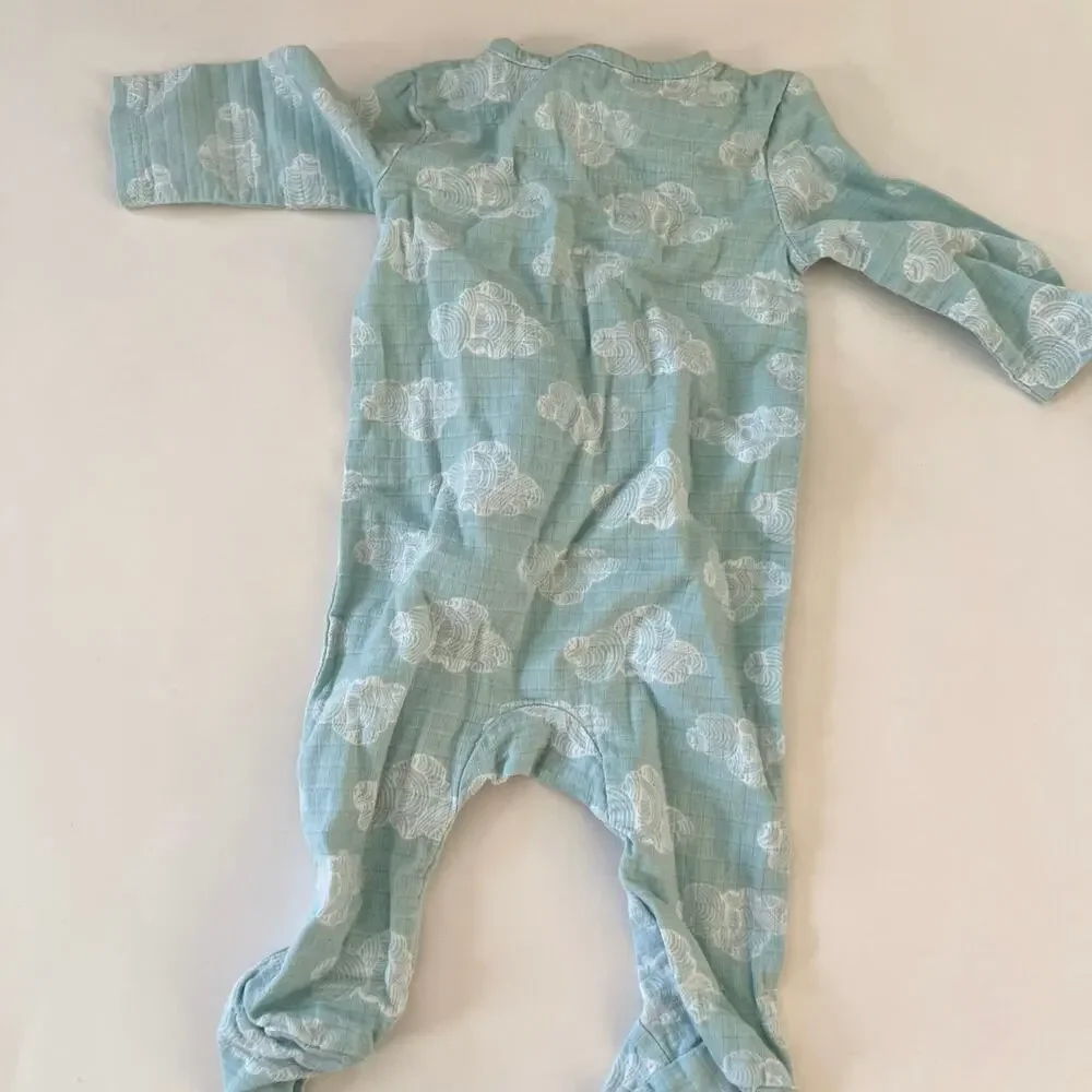 Aden & Anais Muslin Baby Clothes Bundle Size 0-3 Months